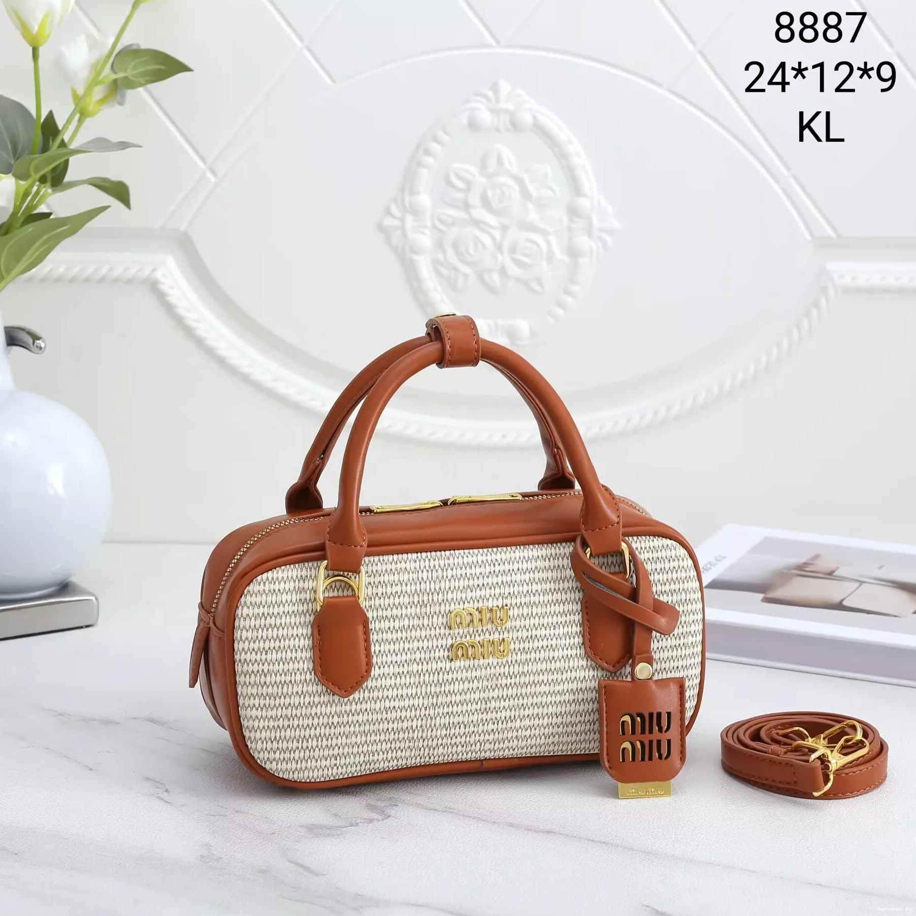 9793 Women AllSeason MIU MIU Handbags For 0524